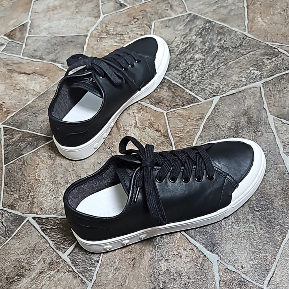 New in Box Rag & Bone Standard Issue Lace Up Sneakers Sz 6 Black Leather - Picture 3 of 11